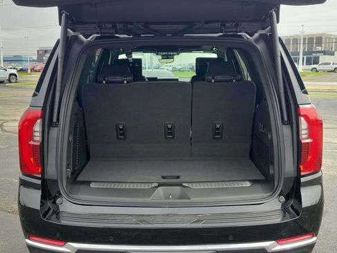 New 2026 GMC Yukon Denali w/ Denali Reserve Package image 8