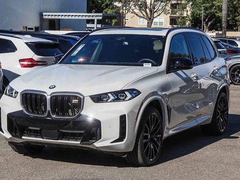 New 2026 BMW X5 M60i image 3