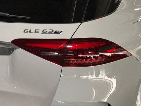 New 2026 Mercedes-Benz GLE 63 AMG S image 27