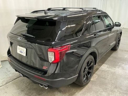 Used 2021 Ford Explorer ST w/ Equipment Group 401A image 3