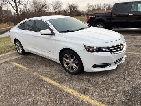 Used 2014 Chevrolet Impala LT w/ Convenience Package image 20