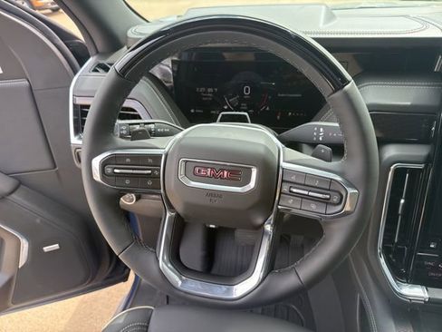 New 2026 GMC Yukon Elevation AWD/4WD image 16