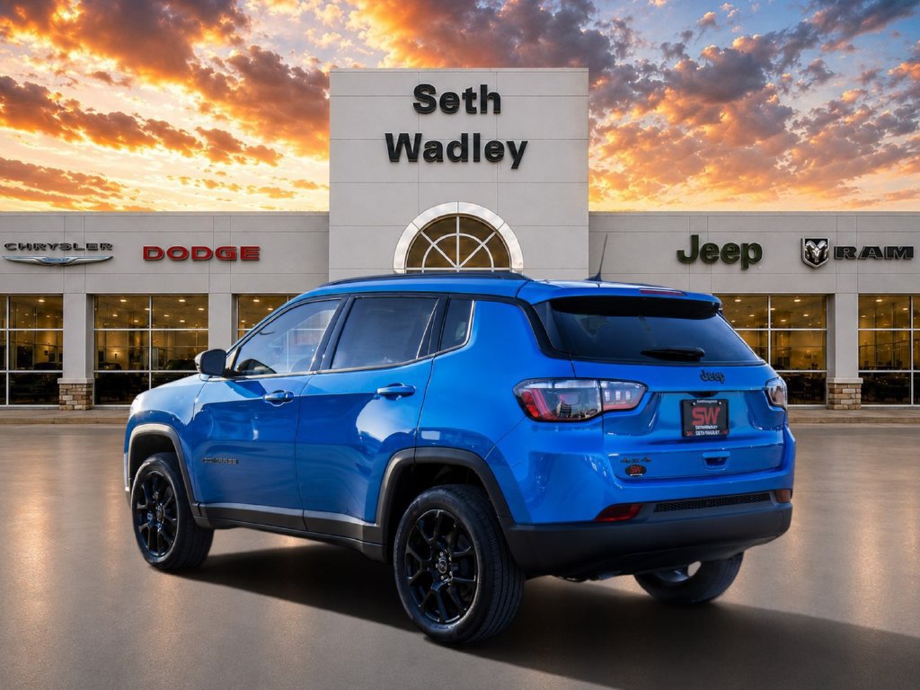 Used 2026 Jeep Compass Latitude AWD/4WD image 5