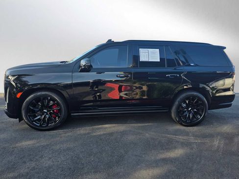 Used 2022 Cadillac Escalade Sport Platinum w/ Heavy-Duty Trailer Package image 6