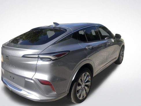 Used 2025 Buick Envista Avenir FWD image 4