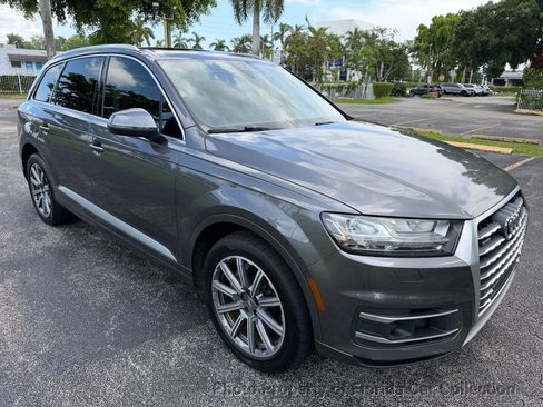 Used 2018 Audi Q7 3.0T Premium Plus w/ Premium Plus Package AWD/4WD image 2