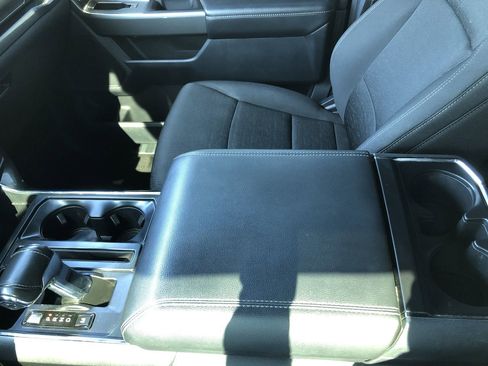 Used 2022 Ford F150 XLT w/ Equipment Group 302A High image 17