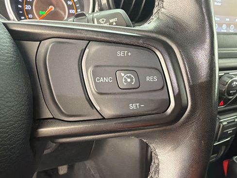 Used 2023 Jeep Wrangler Unlimited Sport AWD/4WD image 31