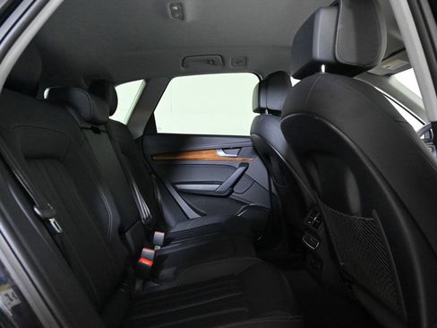 Certified 2023 Audi Q5 2.0T Premium w/ Convenience Package image 17