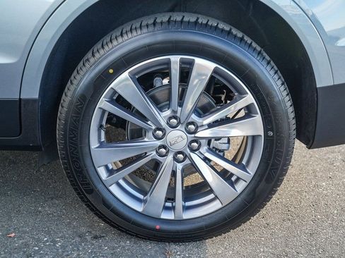 Used 2025 Cadillac XT5 Premium Luxury image 10