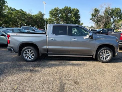 Used 2021 Chevrolet Silverado 1500 LTZ w/ LTZ Convenience Package II AWD/4WD image 9