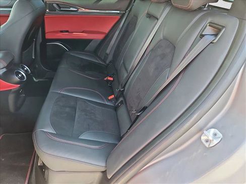 Used 2019 Alfa Romeo Stelvio Quadrifoglio image 21