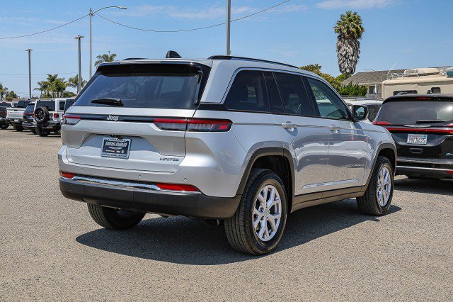 Used 2022 Jeep Grand Cherokee Limited RWD image 4