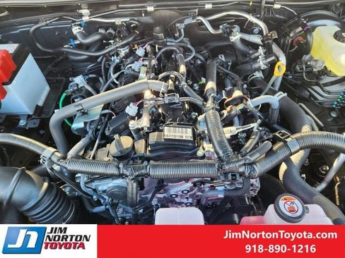 New 2026 Toyota 4Runner SR5 image 10