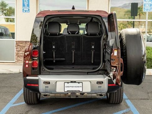 Used 2023 Land Rover Defender 130 First Edition image 25