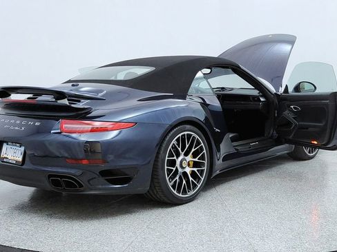 Used 2015 Porsche 911 Turbo S image 11