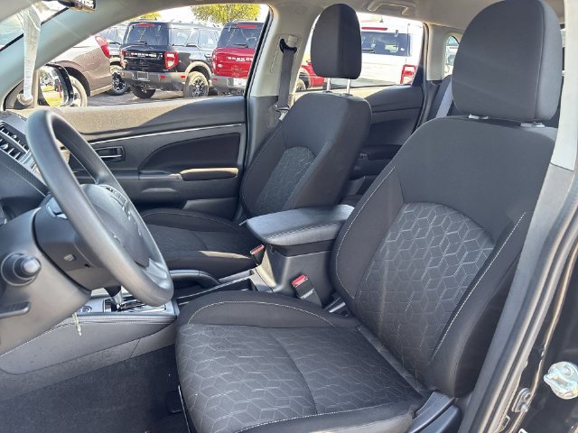 Used 2025 Mitsubishi Outlander Sport ES AWD/4WD image 19