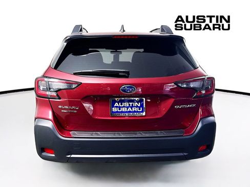 Certified 2025 Subaru Outback Premium AWD/4WD image 6
