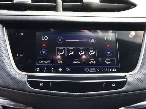 Used 2022 Cadillac XT5 Luxury FWD image 49