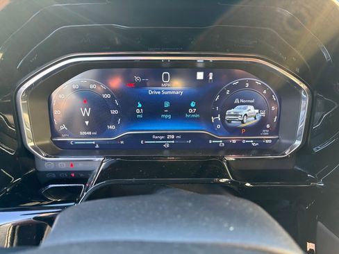 Used 2022 Chevrolet Silverado 1500 ZR2 w/ Technology Package image 19