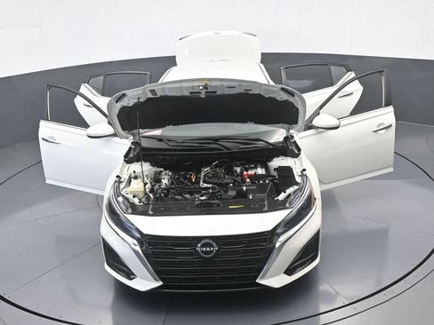 Used 2023 Nissan Altima 2.5 SV FWD image 73