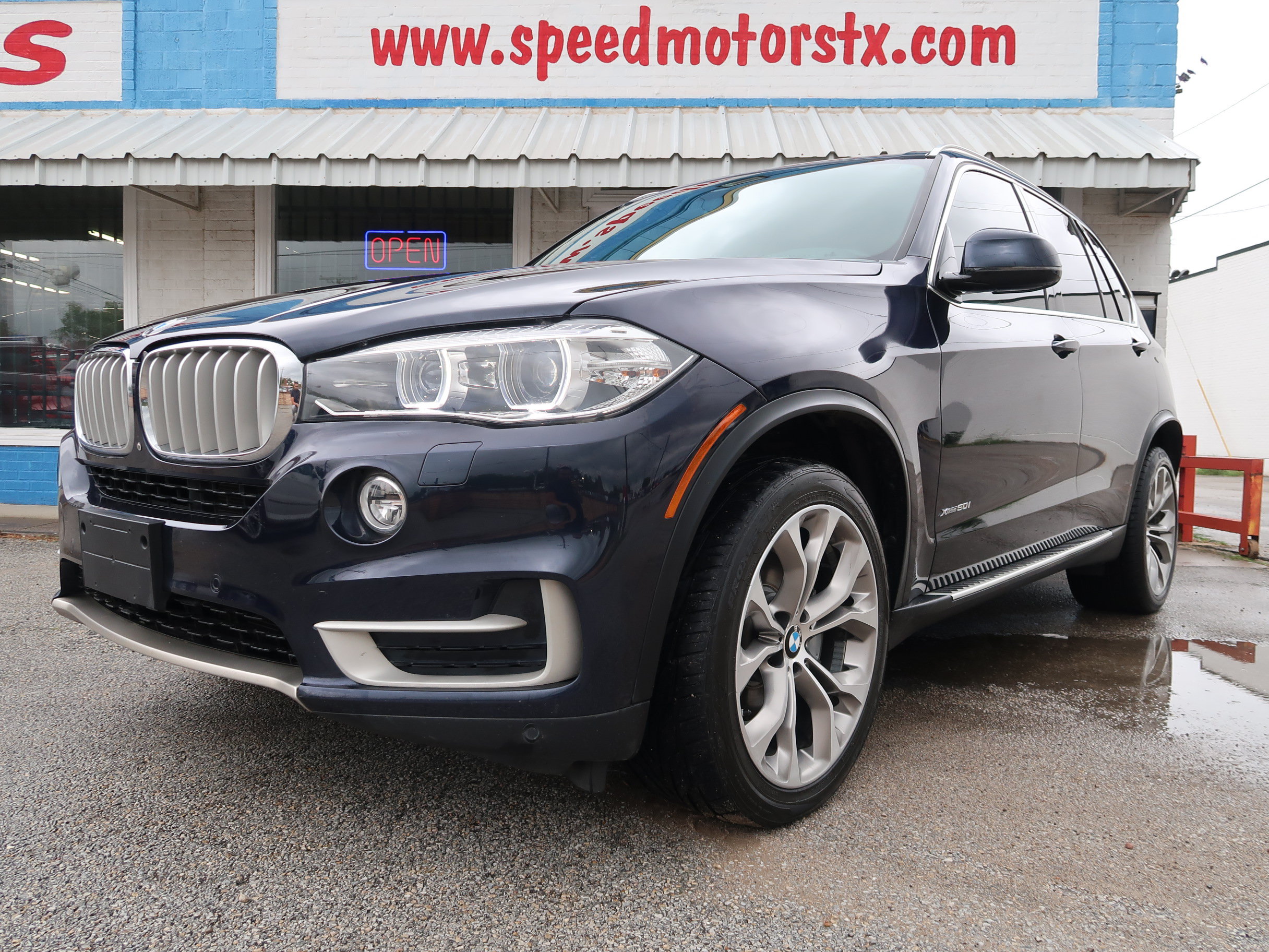 Used 2017 BMW X5 xDrive50i AWD/4WD image 5