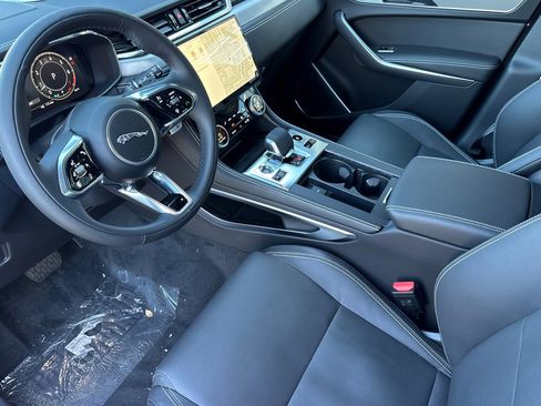 New 2026 Jaguar F-PACE R-Dynamic S image 5