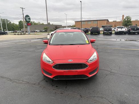 Used 2015 Ford Focus SE FWD image 17