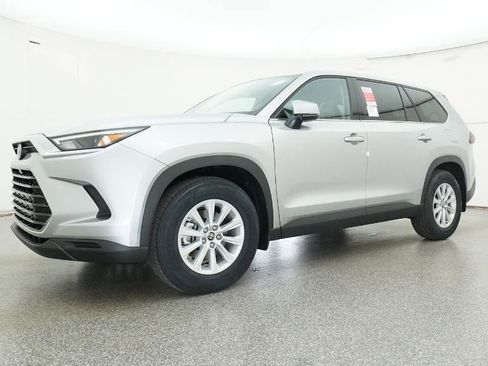 New 2026 Toyota Grand Highlander XLE image 50