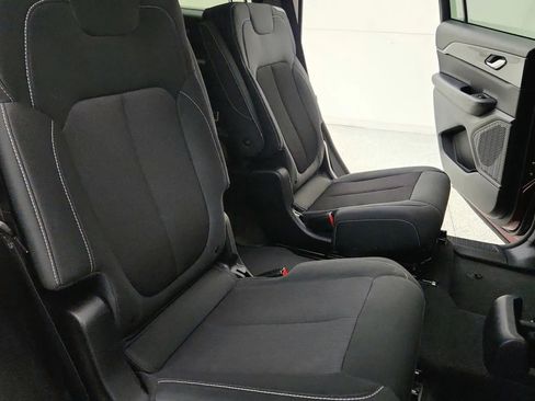 Used 2023 Jeep Grand Cherokee L Laredo w/ Luxury Tech Group I image 30