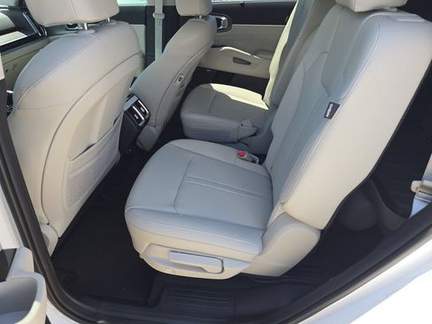 New 2026 Kia Sorento SX FWD image 17