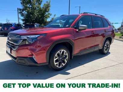Used 2025 Subaru Forester Premium w/ Convenience Package #1