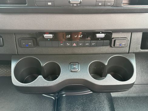 Used 2023 Mercedes-Benz Sprinter 2500 image 25