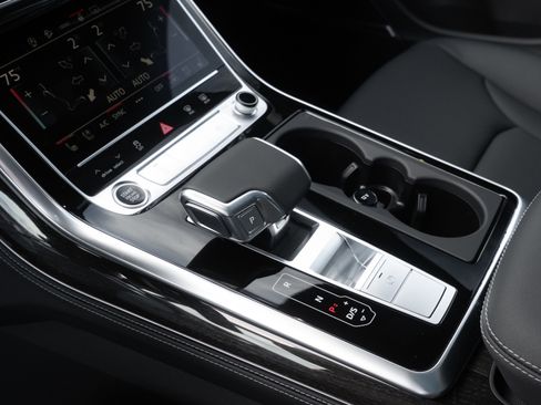 New 2026 Audi Q7 3.0T Premium Plus AWD/4WD image 18