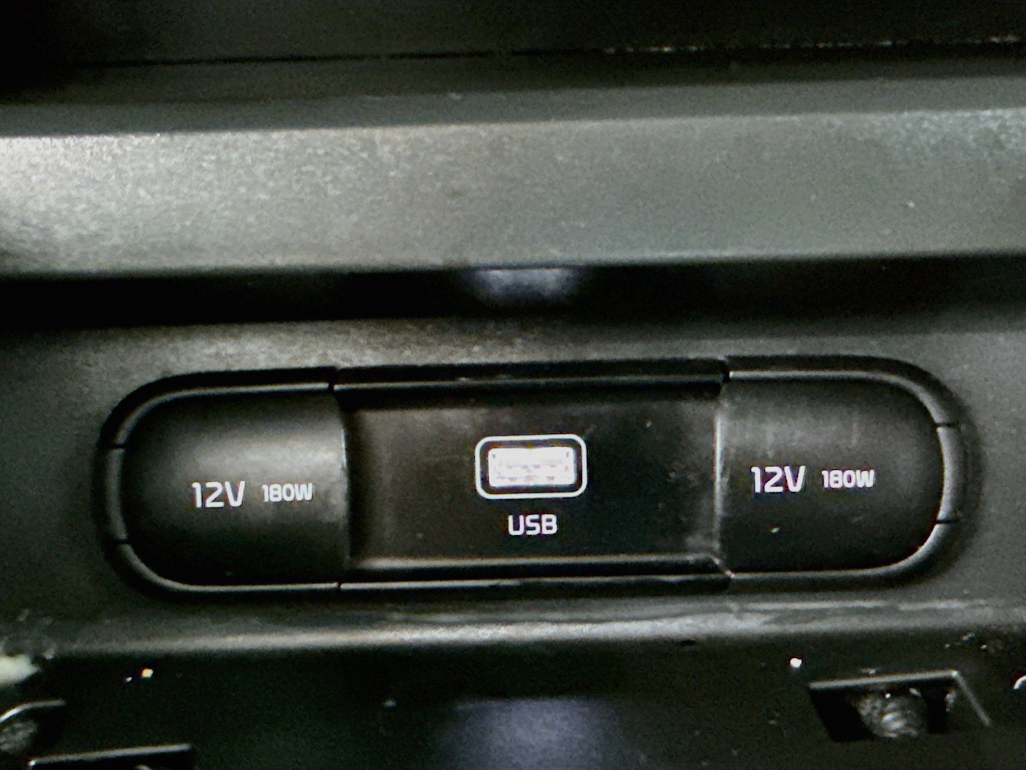 Used 2023 Kia Soul LX FWD image 25
