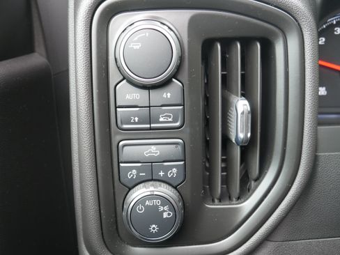 Certified 2023 Chevrolet Silverado 1500 Custom AWD/4WD image 25