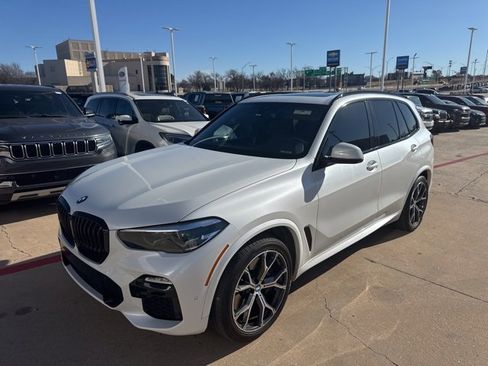 Used 2020 BMW X5 xDrive40i w/ M Sport Package image 2