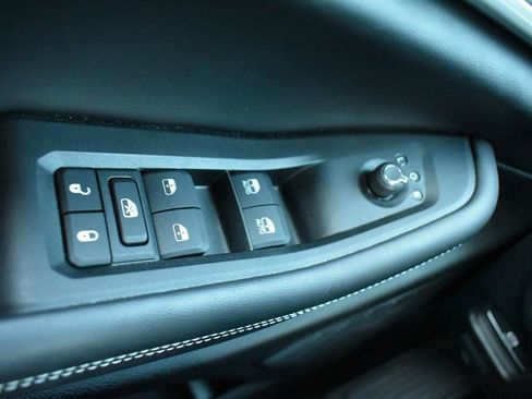 Certified 2025 Jeep Grand Cherokee Limited w/ Luxury Tech Group II image 27