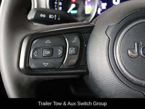 Used 2023 Jeep Wrangler Unlimited w/ Sun & Screen Package AWD/4WD image 8