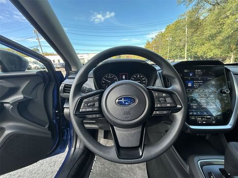 Certified 2025 Subaru Crosstrek 2.0i Premium image 18