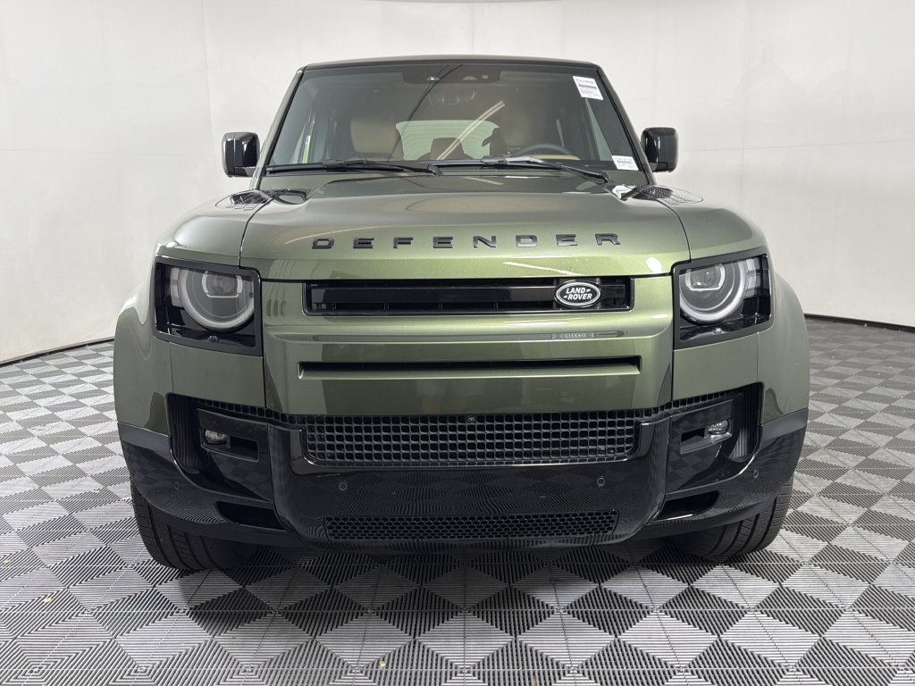 New 2026 Land Rover Defender 110 X-Dynamic SE AWD/4WD image 10