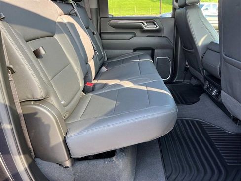 Used 2024 Chevrolet Silverado 2500 LTZ image 23