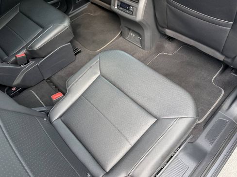 Used 2021 Volkswagen Atlas SE w/ Panoramic Sunroof Package AWD/4WD image 28