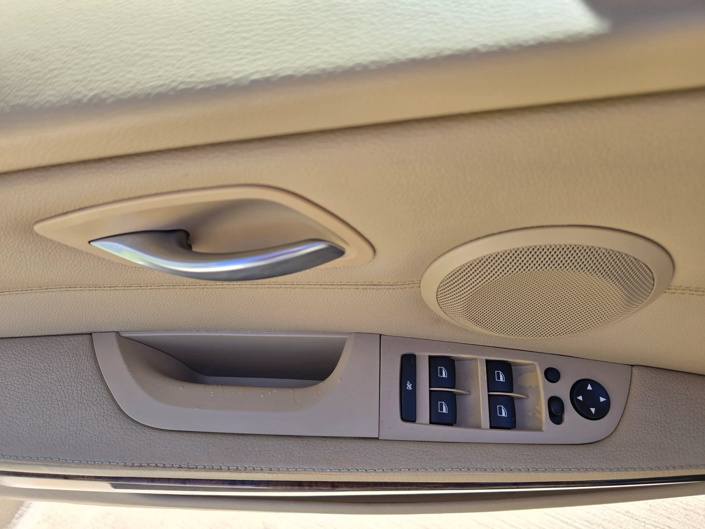 Used 2010 BMW 328i Sedan RWD image 17