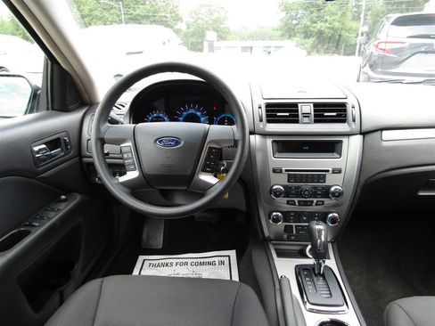 Used 2011 Ford Fusion SE FWD image 21
