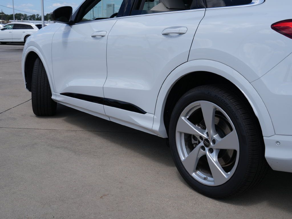 Used 2025 Audi Q5 Prestige AWD/4WD image 12