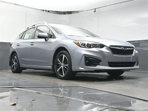 Used 2019 Subaru Impreza 2.0i Premium image 31