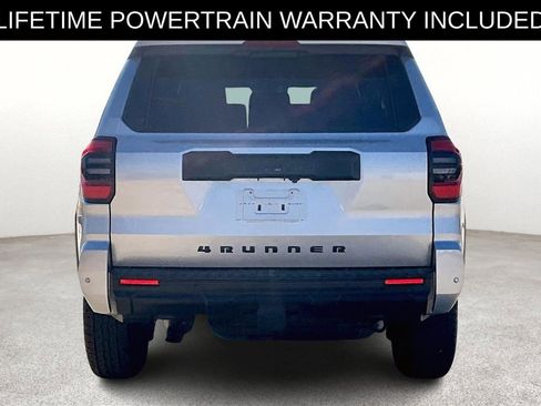 Used 2025 Toyota 4Runner TRD Off-Road image 4