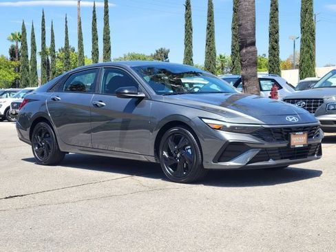 New 2026 Hyundai Elantra SEL Sport FWD image 34