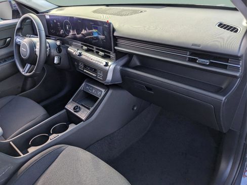 Used 2025 Hyundai Kona SEL image 18